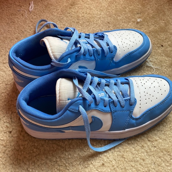 Jordan Shoes - women’s air jordan 1 low UNC